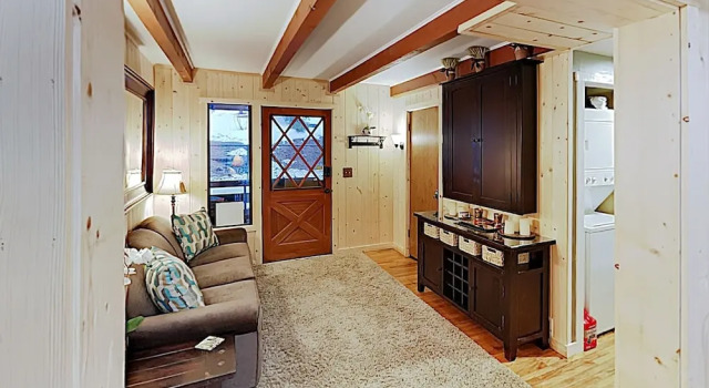 Family-Friendly Cabin W/ Private Hot Tub Home, Book Lejlighed Lake Arrowhead Californien