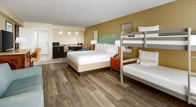 Двухместная студия Coco Key Hotel & Water Park Resort