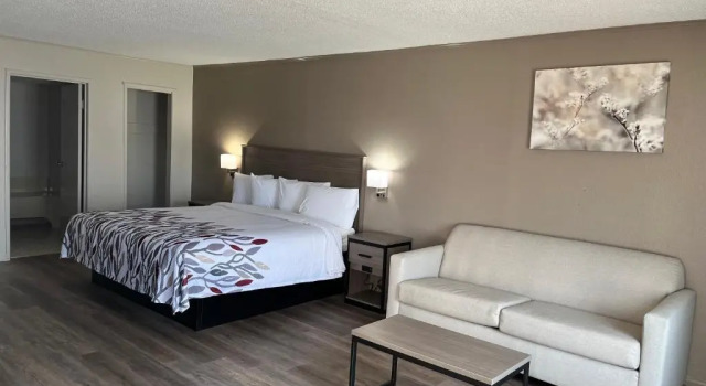 Двухместный номер Superior Red Roof Inn & Suites Monroe, NC