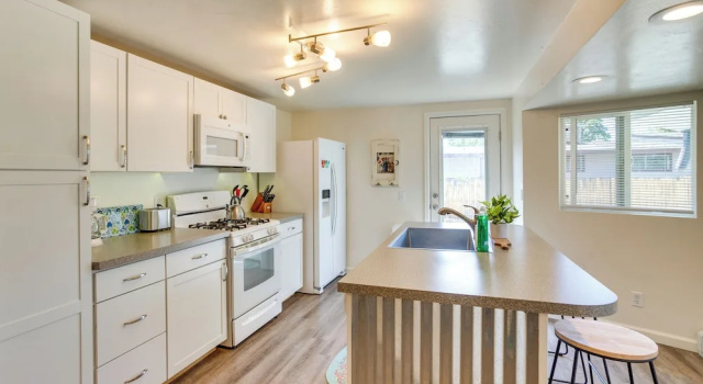 Коттедж Grand Junction Vacation Rental w/ Patio & Grill!