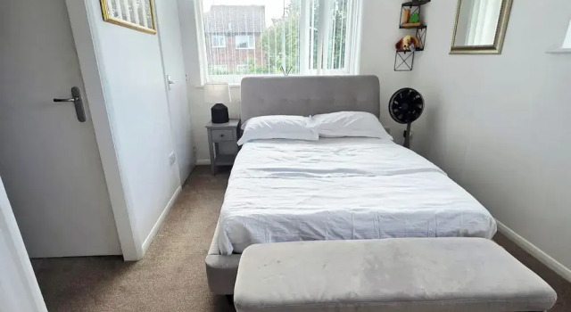 Willow Retreat - House in Burbage- Sleeps2- Garden, Varaa Lomakoti Mökit kohteessa Merseyside, Mökki