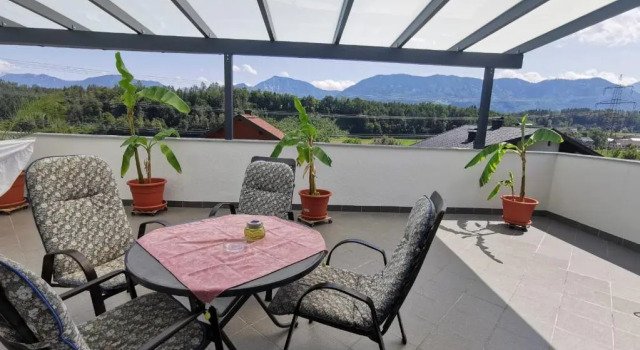 Ferienwohnung Dani, Rezervați Hotel Keutschach 