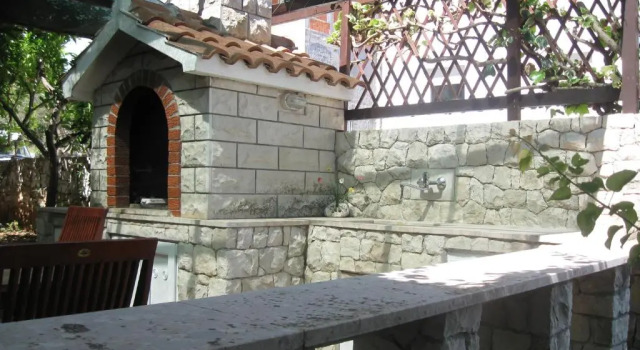Apartments Jelincic, Забронировать Апартаменты/квартира Арбания Трогир