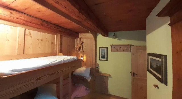 Tana del Paradiso, Book Hotel Baceno Piedmont