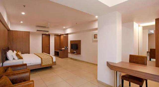 Двухместный номер Deluxe Hotel Dwarkamai
