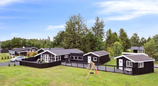 "Sylvi" - 750m from the sea in NE Jutland, Rezervovat Hotel Hals 