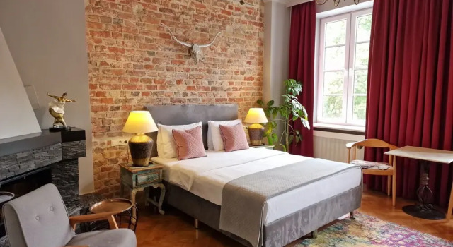 Номер Deluxe с балконом SLEEPWELL NOWY ŚWIAT - courtyard entrance Ordynacka 14St