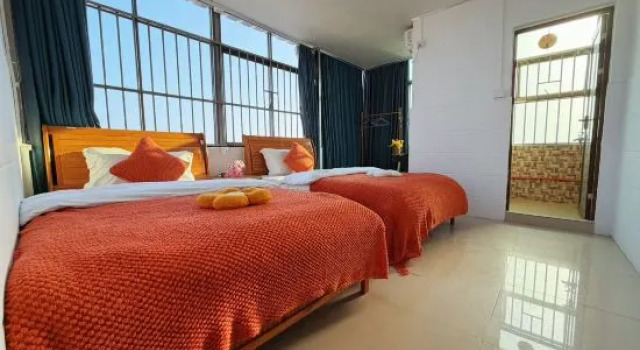 Двухместный номер Standard Jimmy's Ancient Charm Homestay (Xichong Branch)