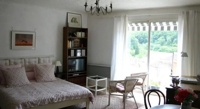 Hotel Particulier Cantilhion De Lacouture, Varaa Hotelli Rians Cadarache
