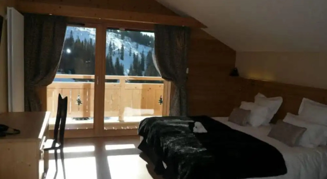 Двухместный номер Standard с балконом и с красивым видом из окна Hôtel Restaurant "Les Sapins" Wellness & Gourmet