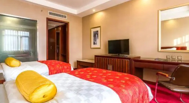 Yangfang Shengli Hotel, Book Hotel Hoteller i Beijing Province med parkering, Parkering