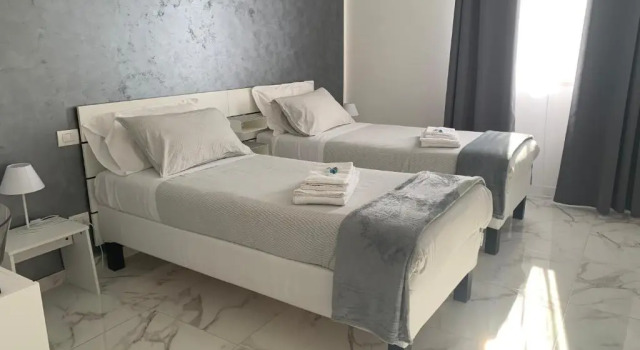Capitani Guest House, Prenota Affittacamere Hotel a Lazio con parcheggio, Parcheggio