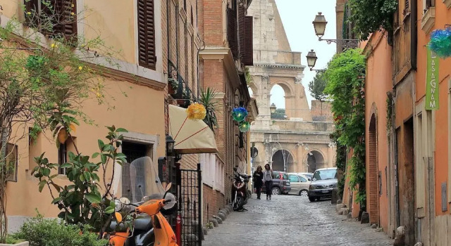 Colosseo Nice Terrace Apartment, Забронировать Апартаменты/квартира Рионе Монти Рим, рядом с Уста истины