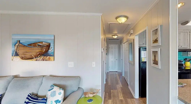 Коттедж Beach Home With Private Pool & Beach Access- Sleeps 4