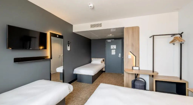Четырёхместный номер B&B HOTEL Bordeaux Centre Gare Saint-Jean