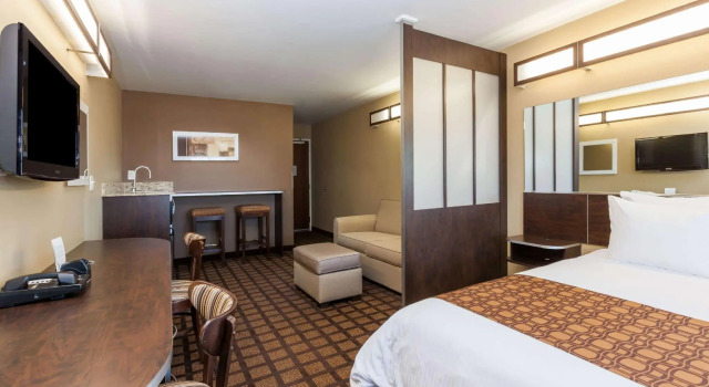 Люкс Microtel Inn & Suites by Wyndham Wheeler Ridge
