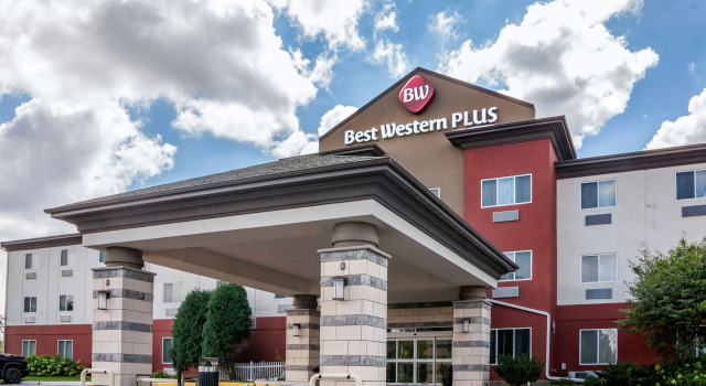 Best Western Plus Sparta Trail Lodge, Varaa Hotelli Sparta Wisconsin