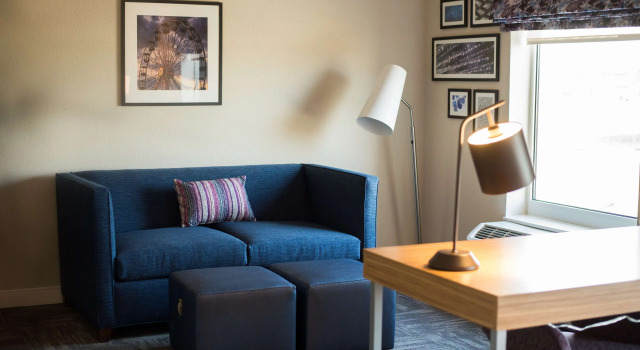 Hampton Inn & Suites Warrington Horsham, Buchen Sie Hotel 3-Sterne-Hotels in New Britain, 3*