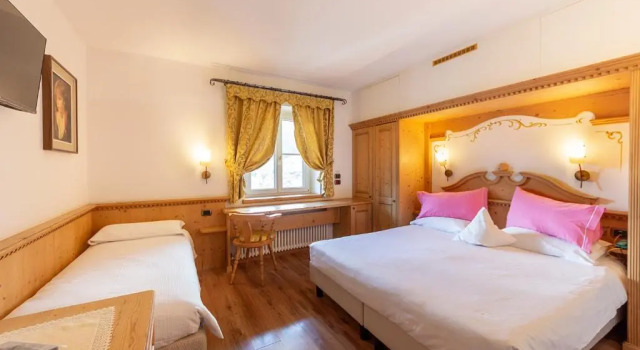 Полулюкс с балконом Monza Dolomites Hotel