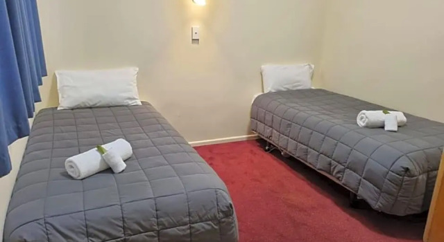 Oasis Bar & Hotel, Rezerwuj Hotel Hotele w Auckland Region ze śniadaniem, Śniadanie