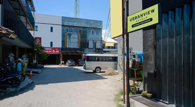 Urbanview Hotel Sayang Makassar by RedDoorz, Prenota Hotel Makassar 