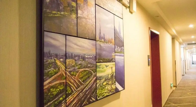 Chonpines Hotels· Wuahn Jianghan Univercity, Prenota Hotel Dunkou Hubei