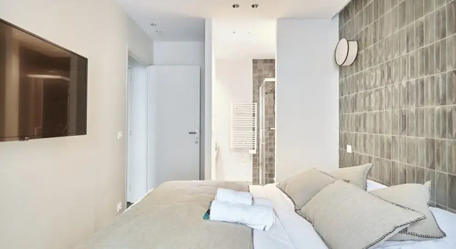 Modern 2 Bedrooms Apartment Le Marais/ Beaubourg, Забронировать Апартаменты/квартира Париж Иль-де-Франс, рядом с Станция метро Rambuteau