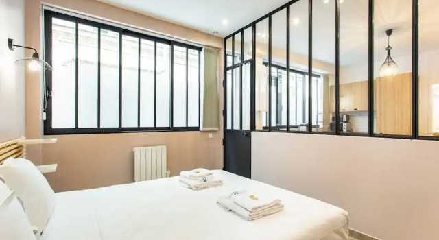 Authentic Apartment - 1br/4p - Bastille/voltaire, Забронировать Апартаменты/квартира Отели Парижа с парковкой, рядом с Quinze-Vingts Eye Hospital, Парковка