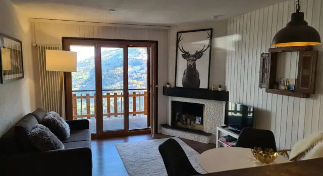 Flat in Veysonnaz Near Ski Lift & Valley Views, Prenota Appartamento Veysonnaz 