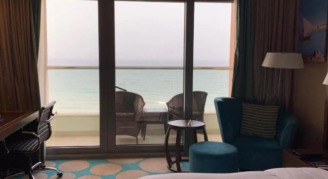 Номер Executive с красивым видом из окна Radisson Blu Hotel & Resort, Sohar