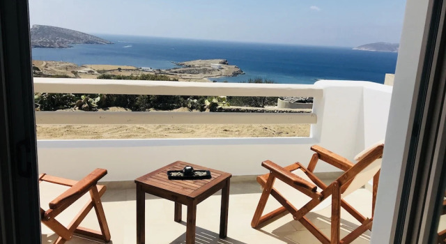 Люкс Luxury с балконом Theasis Luxury Suites