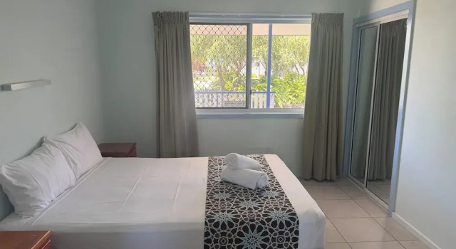 QCWA Kissing Point Units, Réserver Hôtel The Strand Queensland
