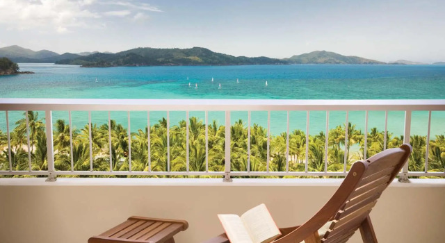 Номер Coral с видом на море Reef View Hotel