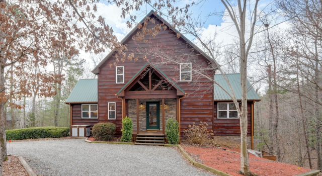 Hot Tub + Game Room: Spacious Blue Ridge Retreat!, Rezerwuj Dom wakacyjny Blue Ridge Georgia