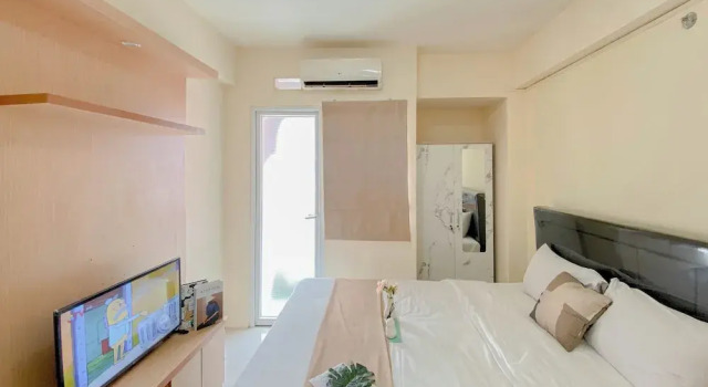 Good Choice Studio at Green Pramuka Apartment near Shopping Center By Travelio, Book Apartment Jakarta Jakarta Province