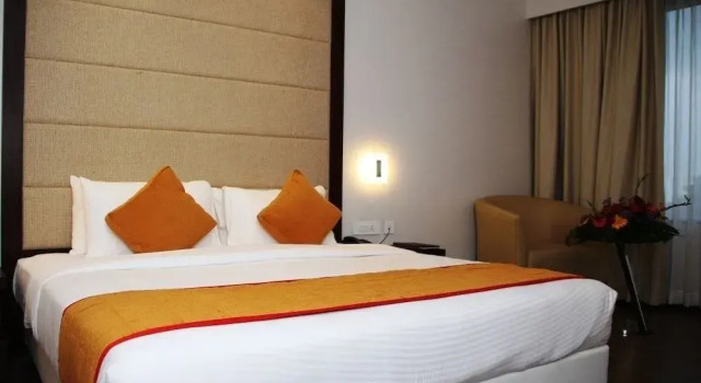 Y N Hotels