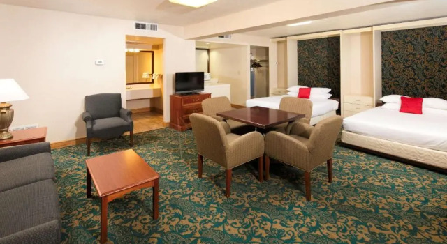 Полулюкс Red Lion Hotel and Conference Center St. George