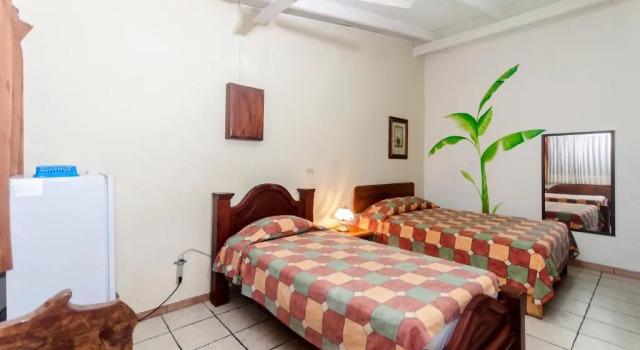 Номер Comfort Cadillac Rock Beach Hotel