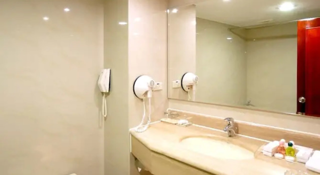 Номер Standard HiONE Gallery Hotel Taichung