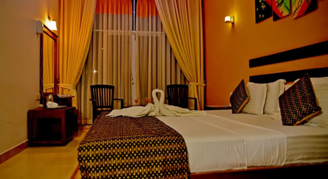 Трёхместный номер Standard с балконом Ceylan Lodge Anuradhapura