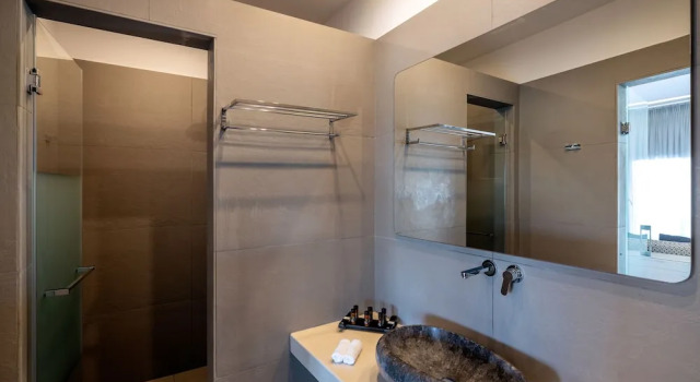 Трёхместный номер Deluxe с частичным видом на море Tropicana Suites & Villas Mykonos