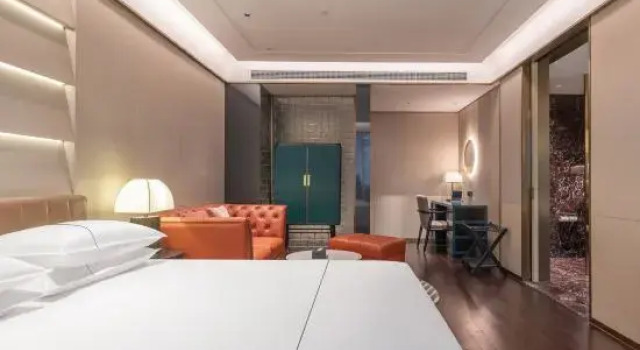 Люкс Deluxe Jinjiang Inn Style Jinan Wuyingshan Road North