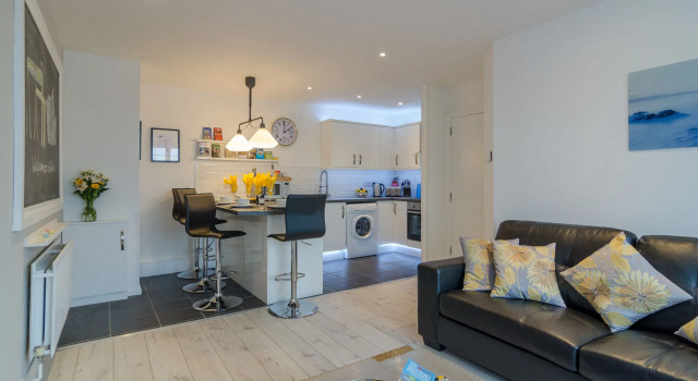 Central Belfast Apartments: Alfred Street, Забронировать Апартаменты/квартира Отели Белфаста с парковкой, рядом с Stephen Shaw Art Gallery, Парковка