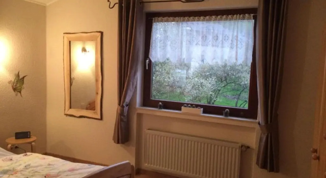 Ferienwohnung-Michels, Prenota Appartamento Orlenbach 