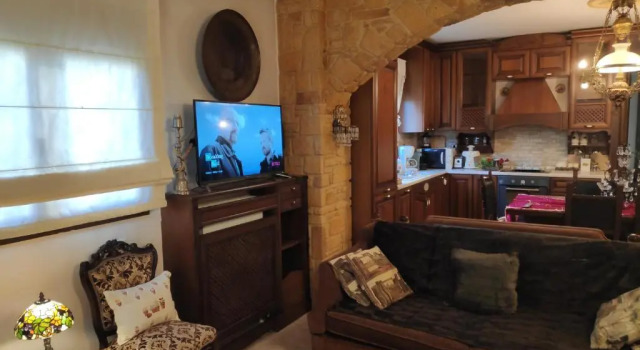 Апартаменты British Wood 'n Stone House
