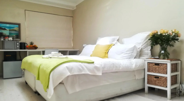 Jaquis Garden Guesthouse, Забронировать Отель Отели Кейптауна 3 звезды, рядом с Больница «Лайф Кингсбери», 3*