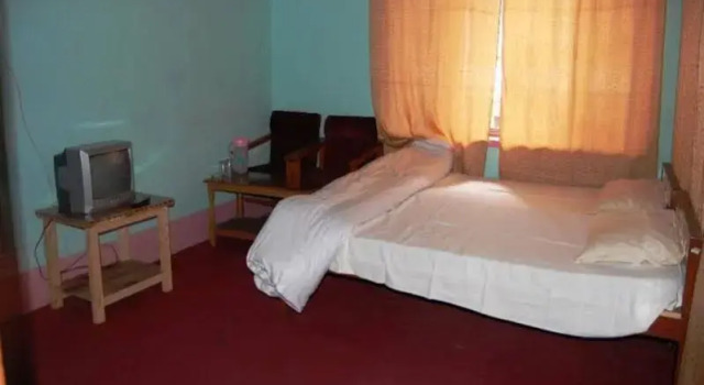 Aar Kay Hotel, Забронировать Отель Сринагар Jammu & Kashmir Ski