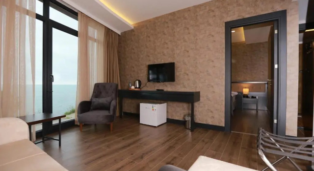 Люкс PENTAHOR HOTEL