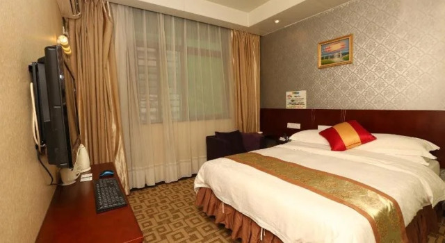 Glee Hotel, Rezerwuj Hotel Hotele w Shenzhen z parkingiem, Parking