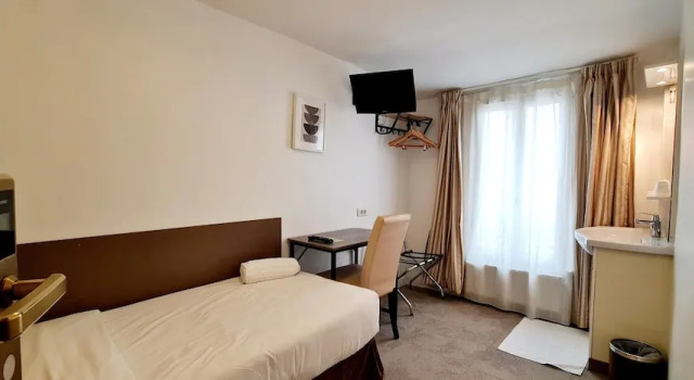 Номер Economy Hotel de France